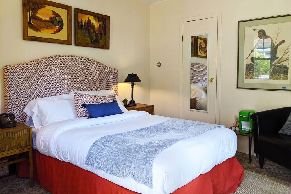 Photo of Bedroom in Palenville