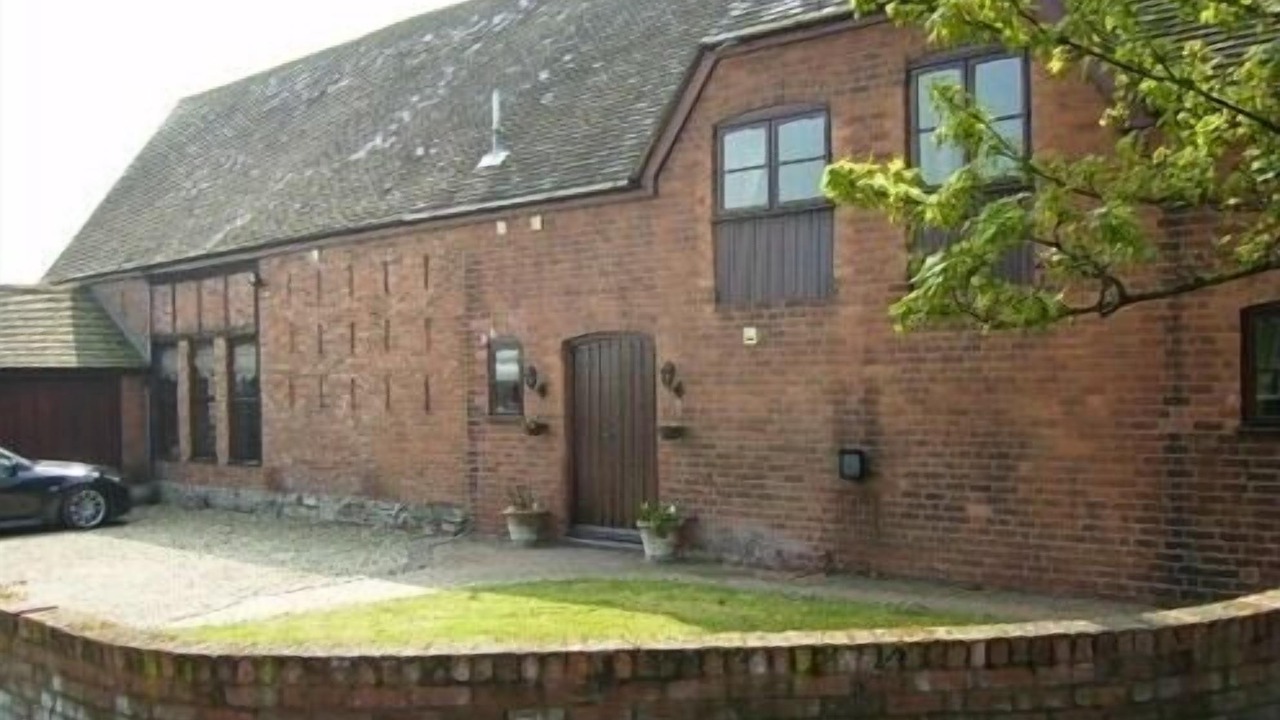 Photo of Buildings in Upton Snodsbury