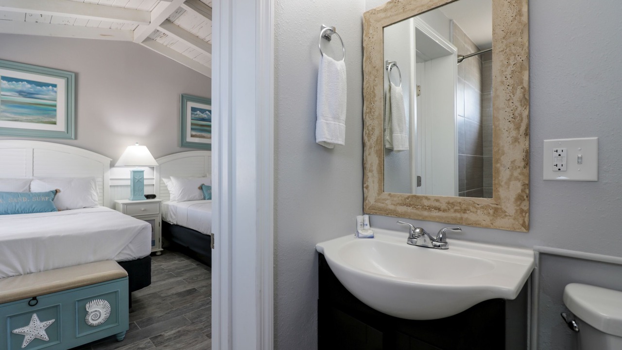 Photo of Bathroom in Long Key