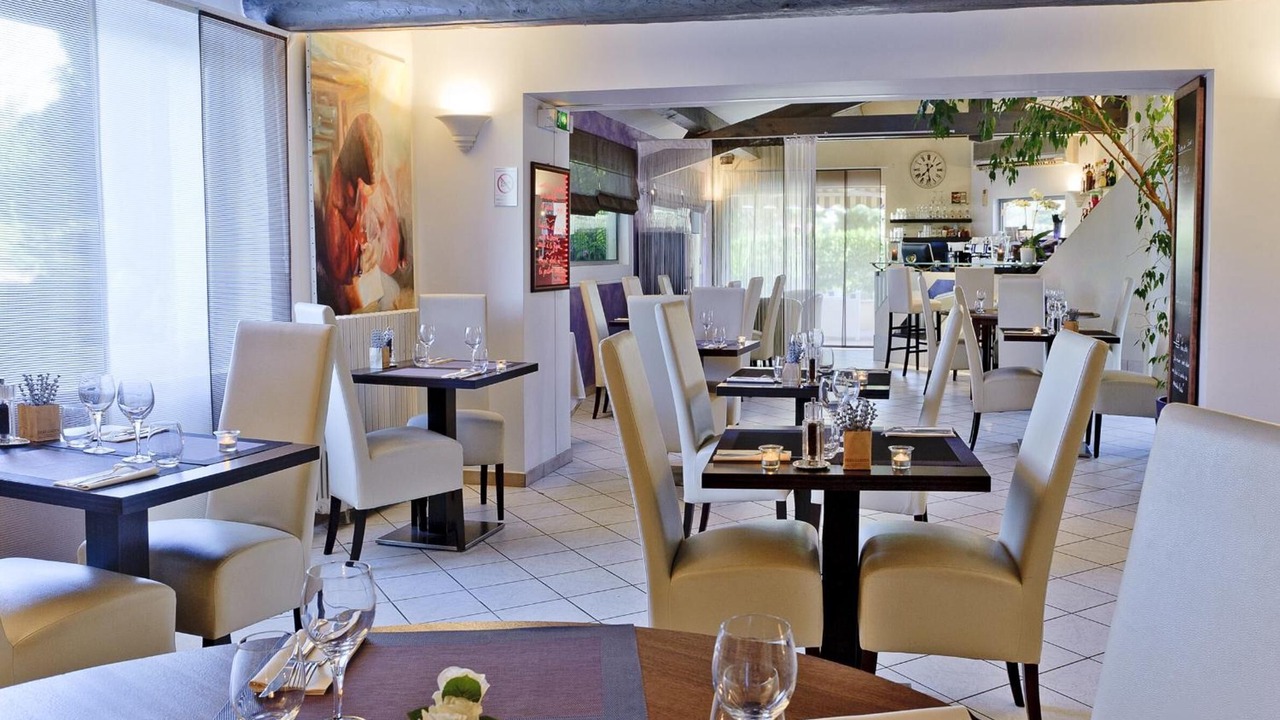 Photo of Others in Chateauneuf-du-Rhone