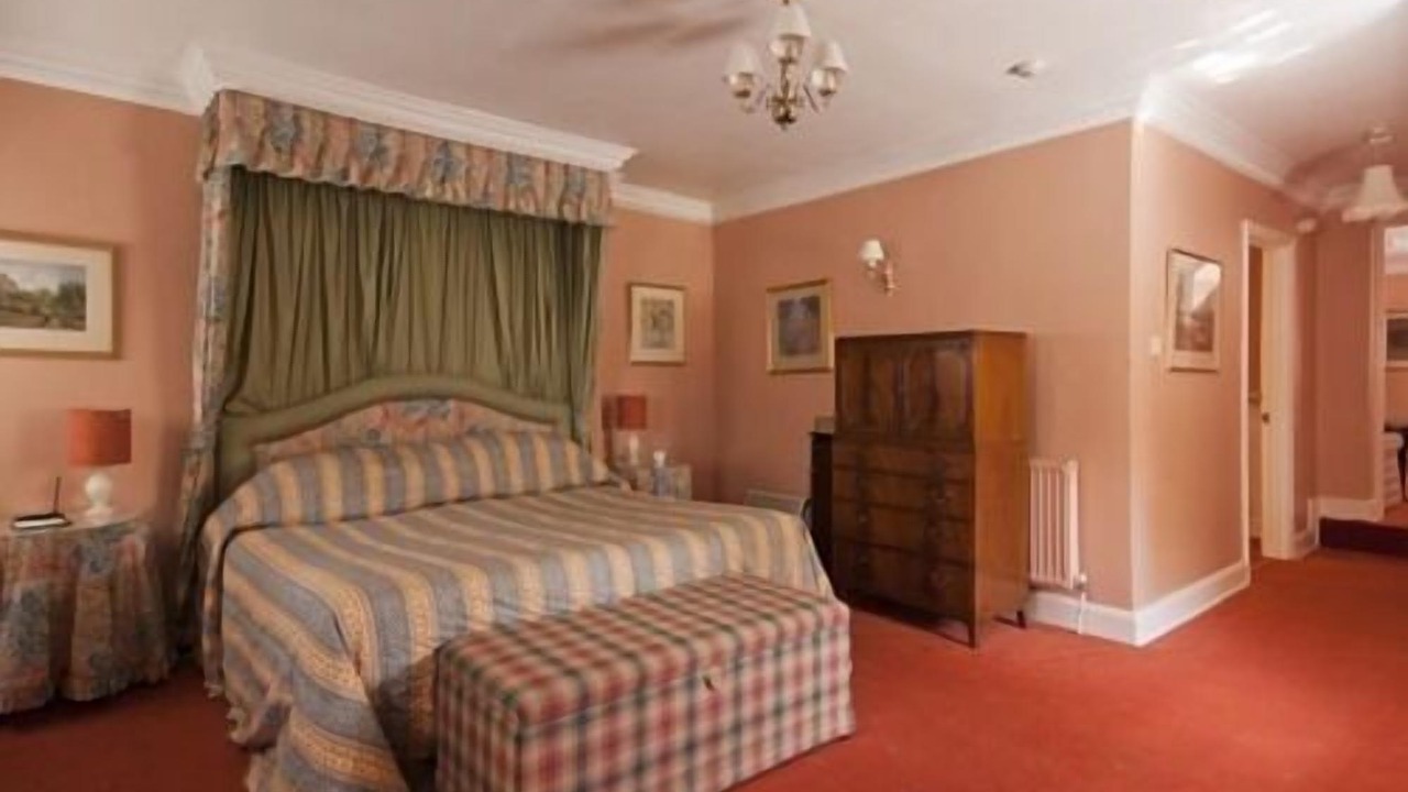 Photo of Others in Corse Lawn