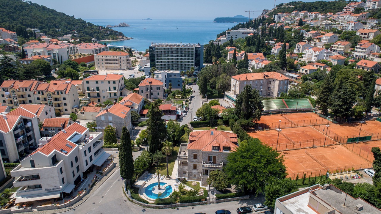 Photo of Others in Lapad