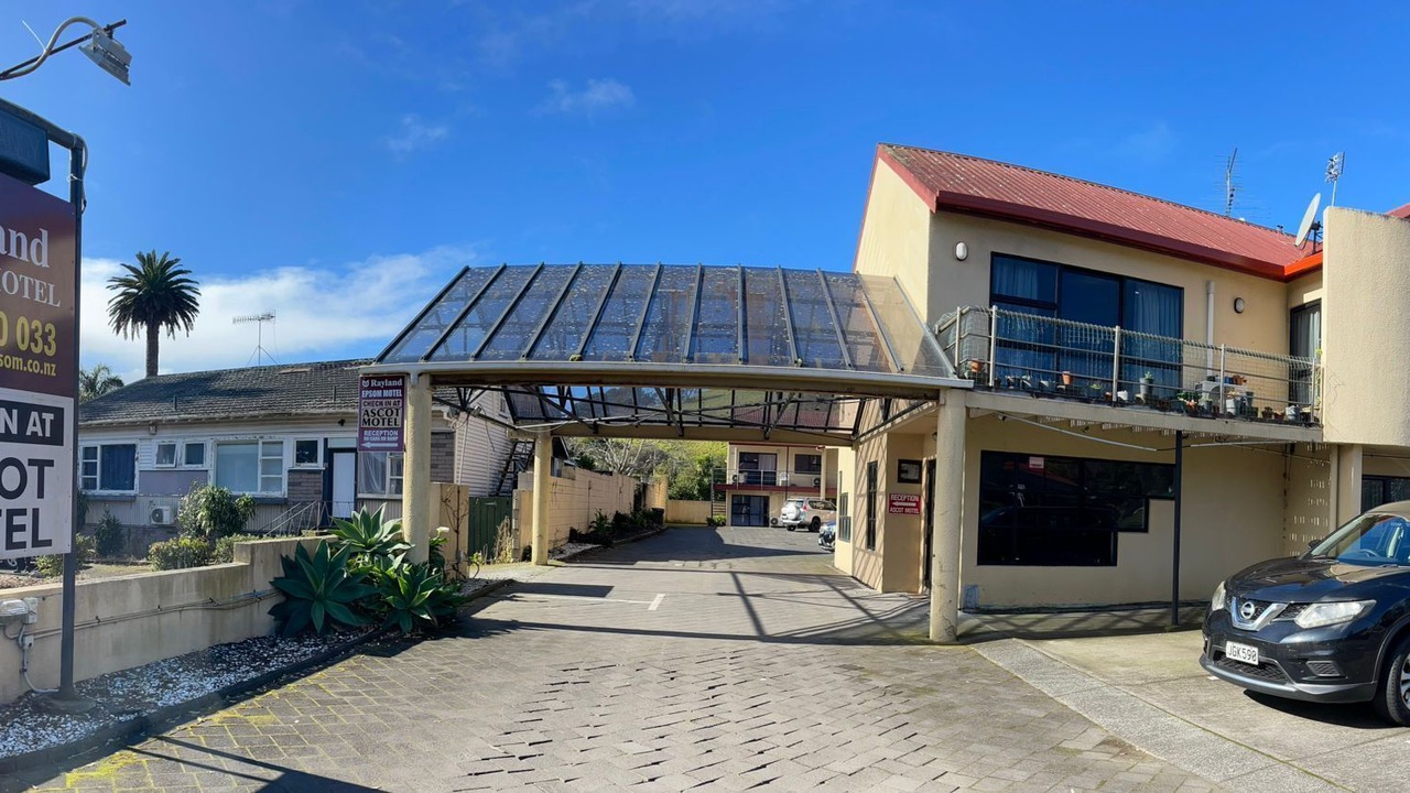 Photo of Outdoor in Epsom