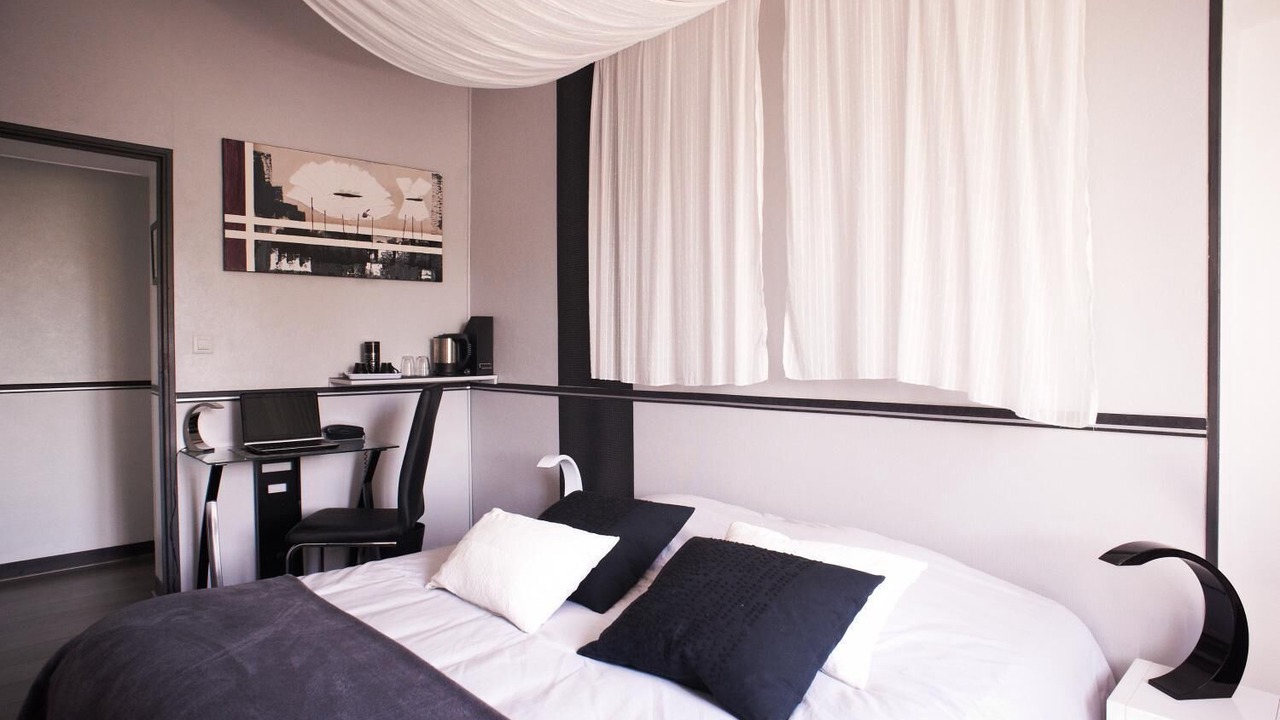 Photo of Others in Combree