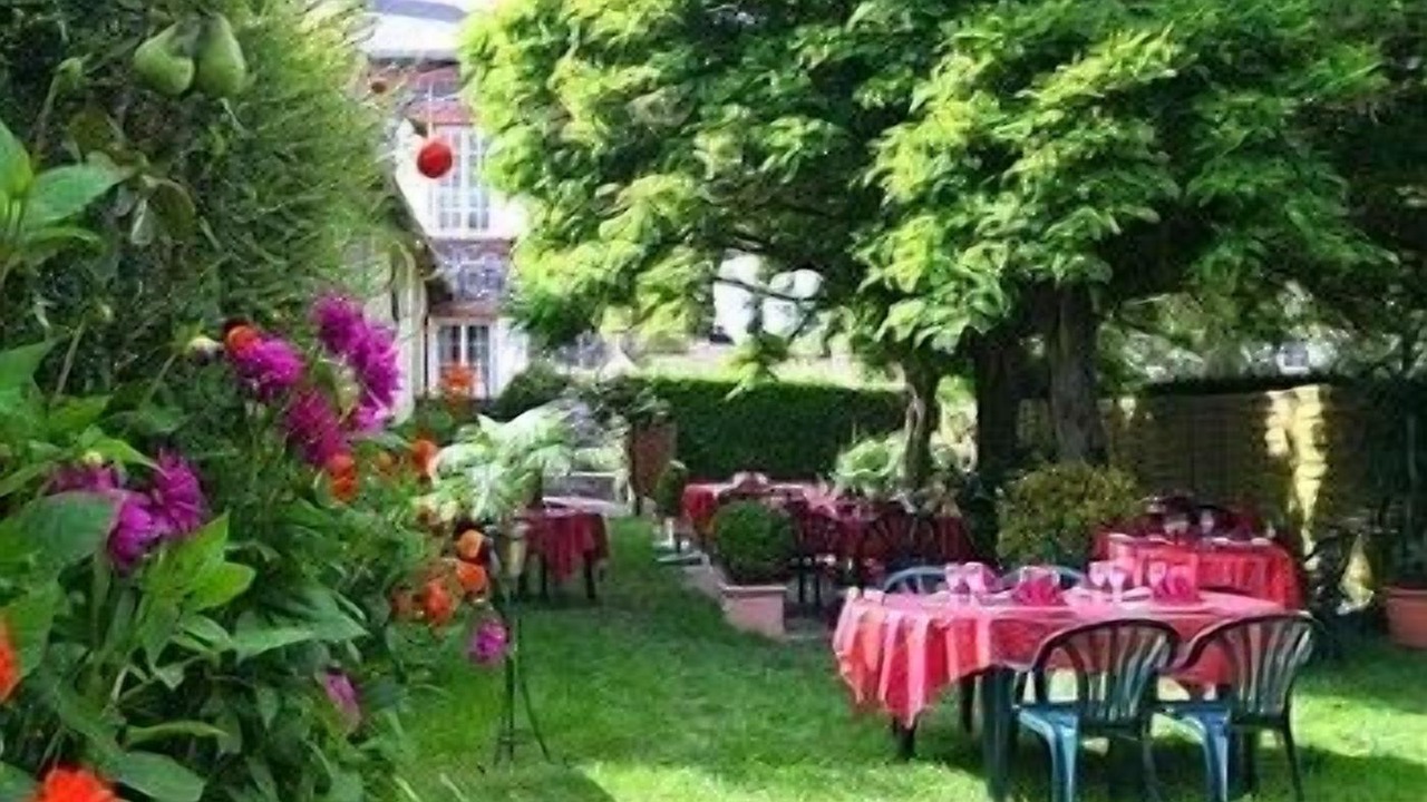 Photo of Outdoor in Combree