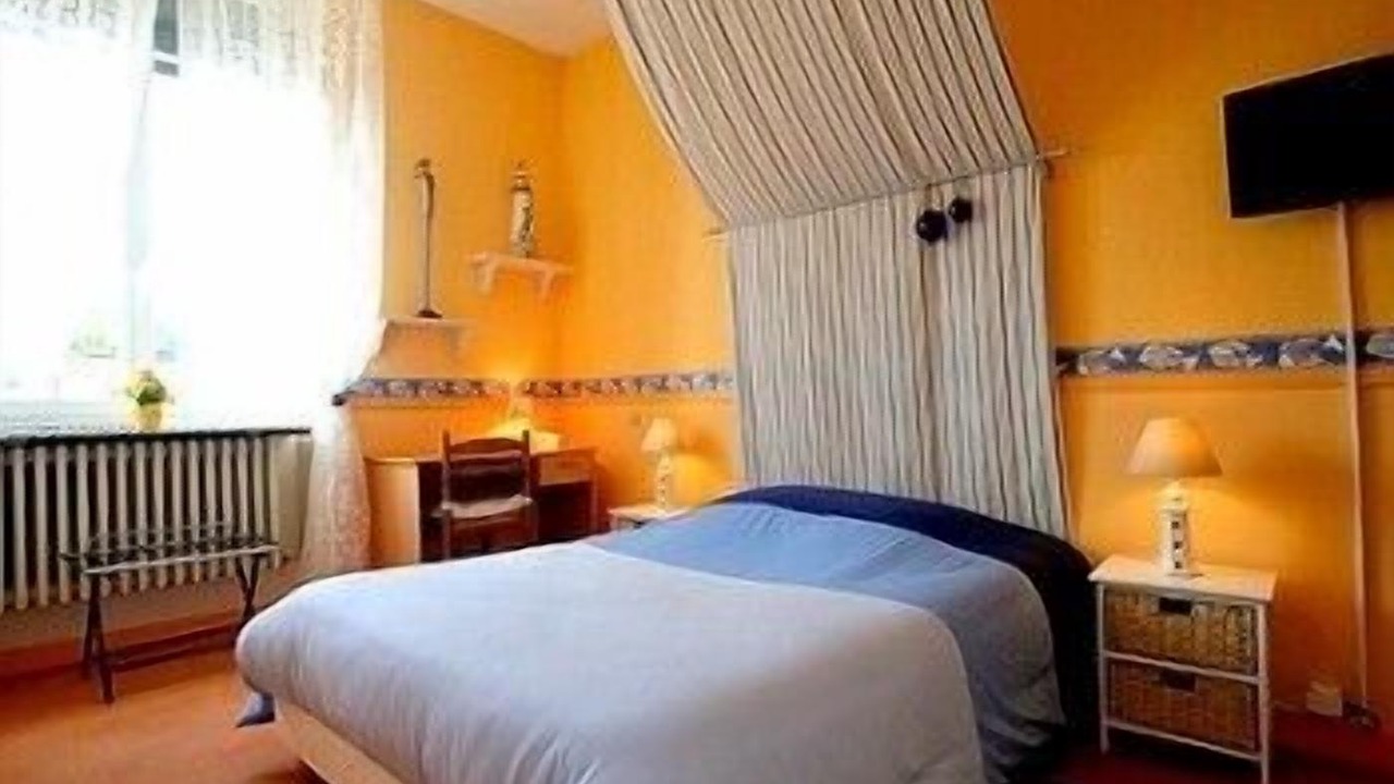 Photo of Bedroom in Combree