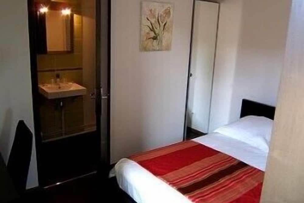 Photo of Bedroom in Saint-Amour