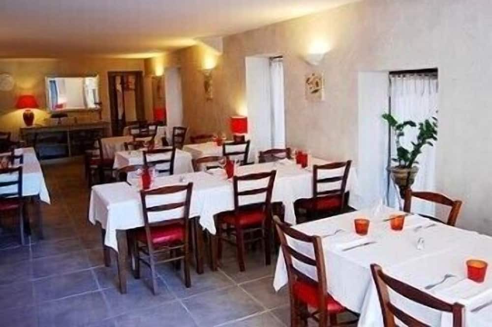 Photo of Others in Saint-Amour