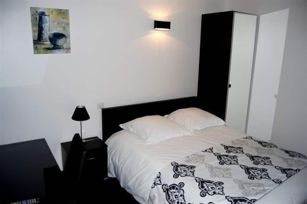 Photo of Bedroom in Saint-Amour