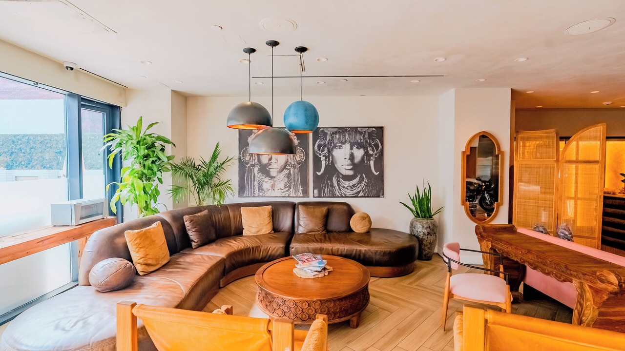 Photo of Others in Williamsburg