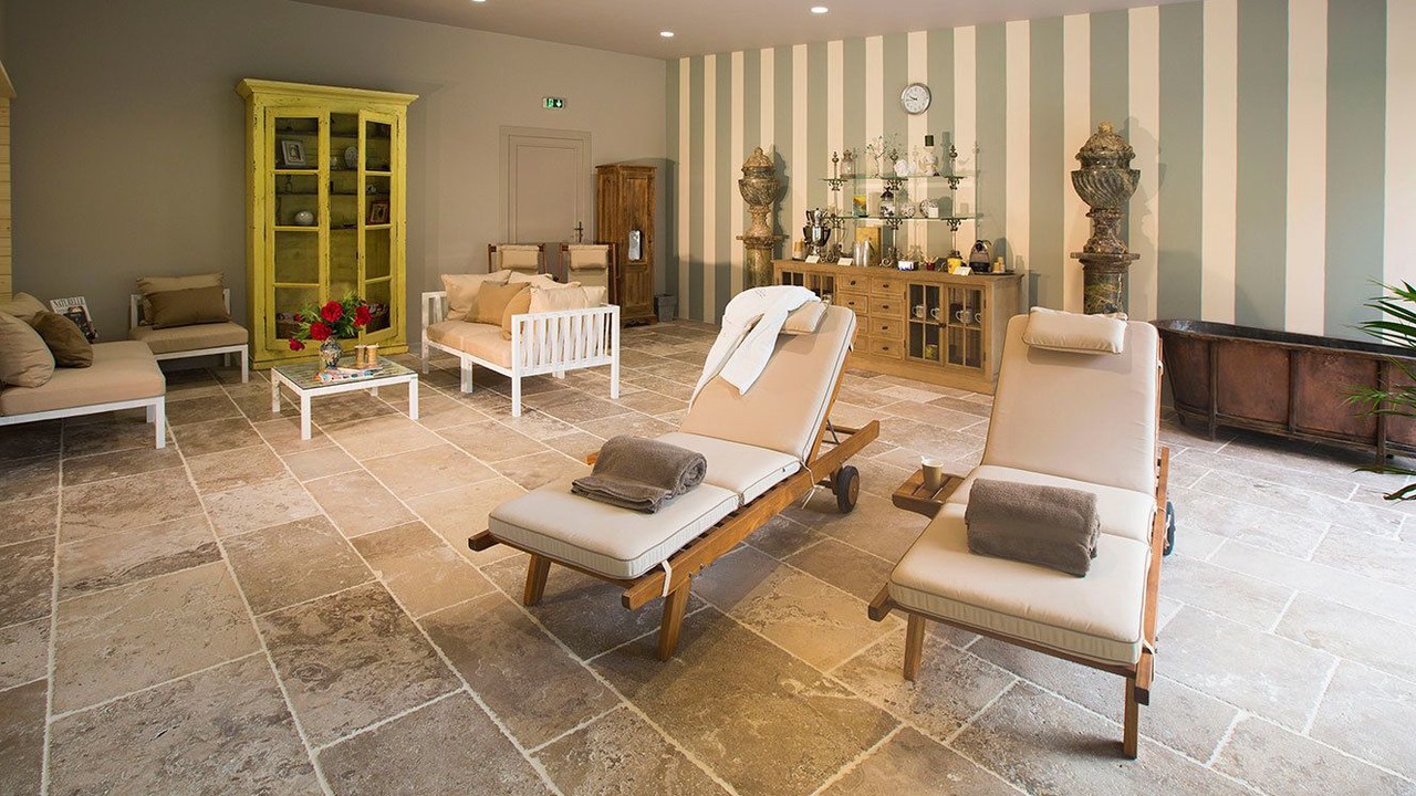 Photo of Bedroom in Tour-de-Faure