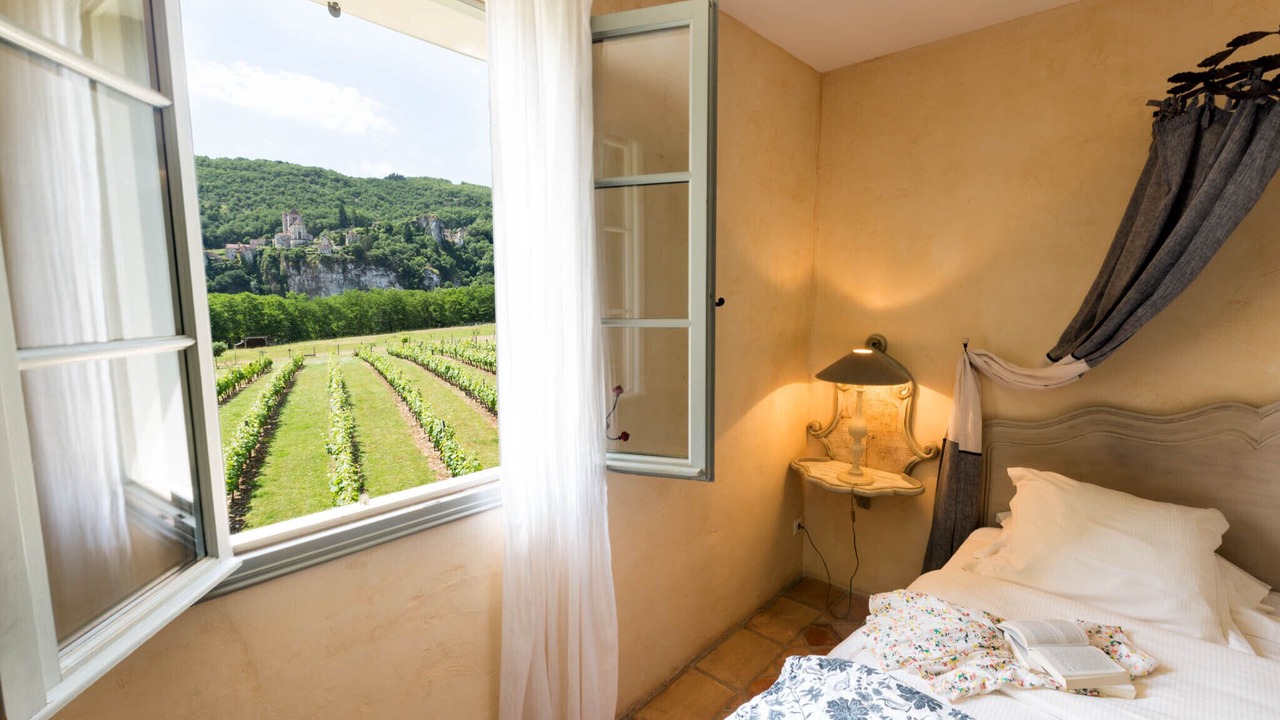 Photo of Bedroom in Tour-de-Faure