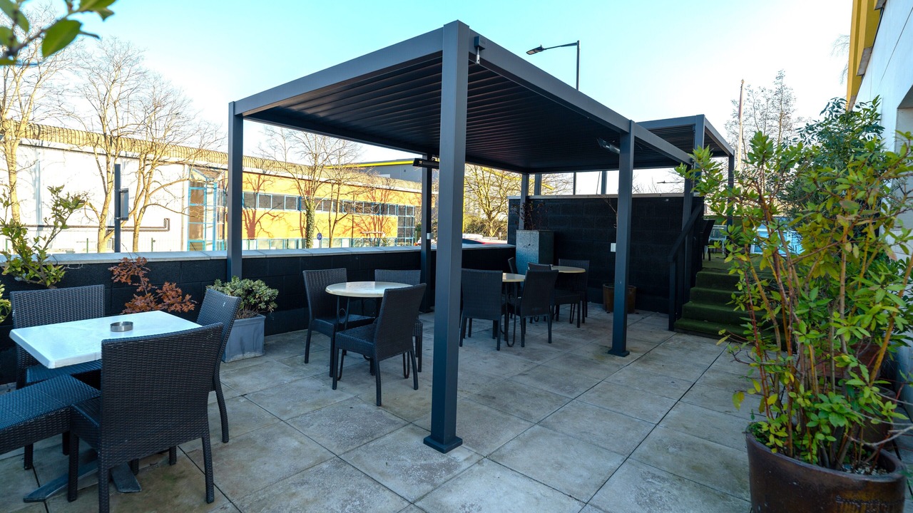 Photo of Outdoor in Park Royal