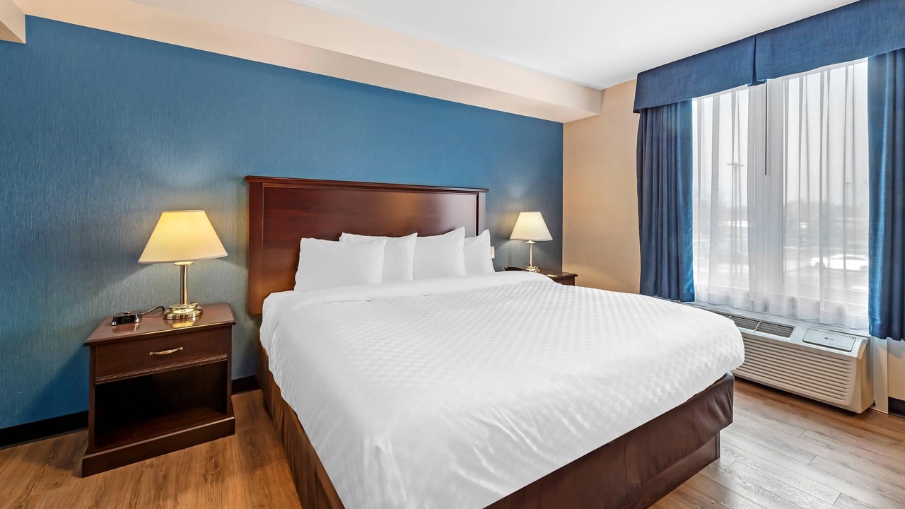 Photo of Bedroom in Industrial Park