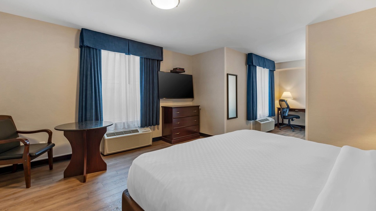 Photo of Bedroom in Industrial Park