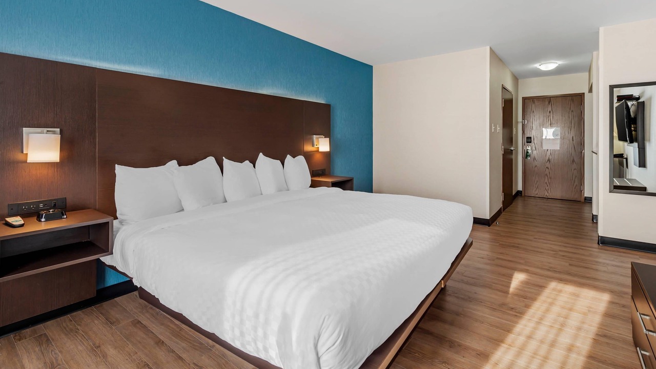 Photo of Bedroom in Industrial Park