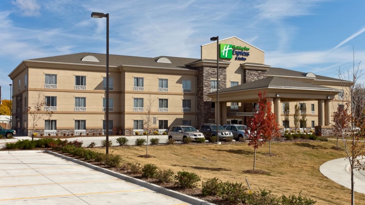 Photo of Outdoor in Newton