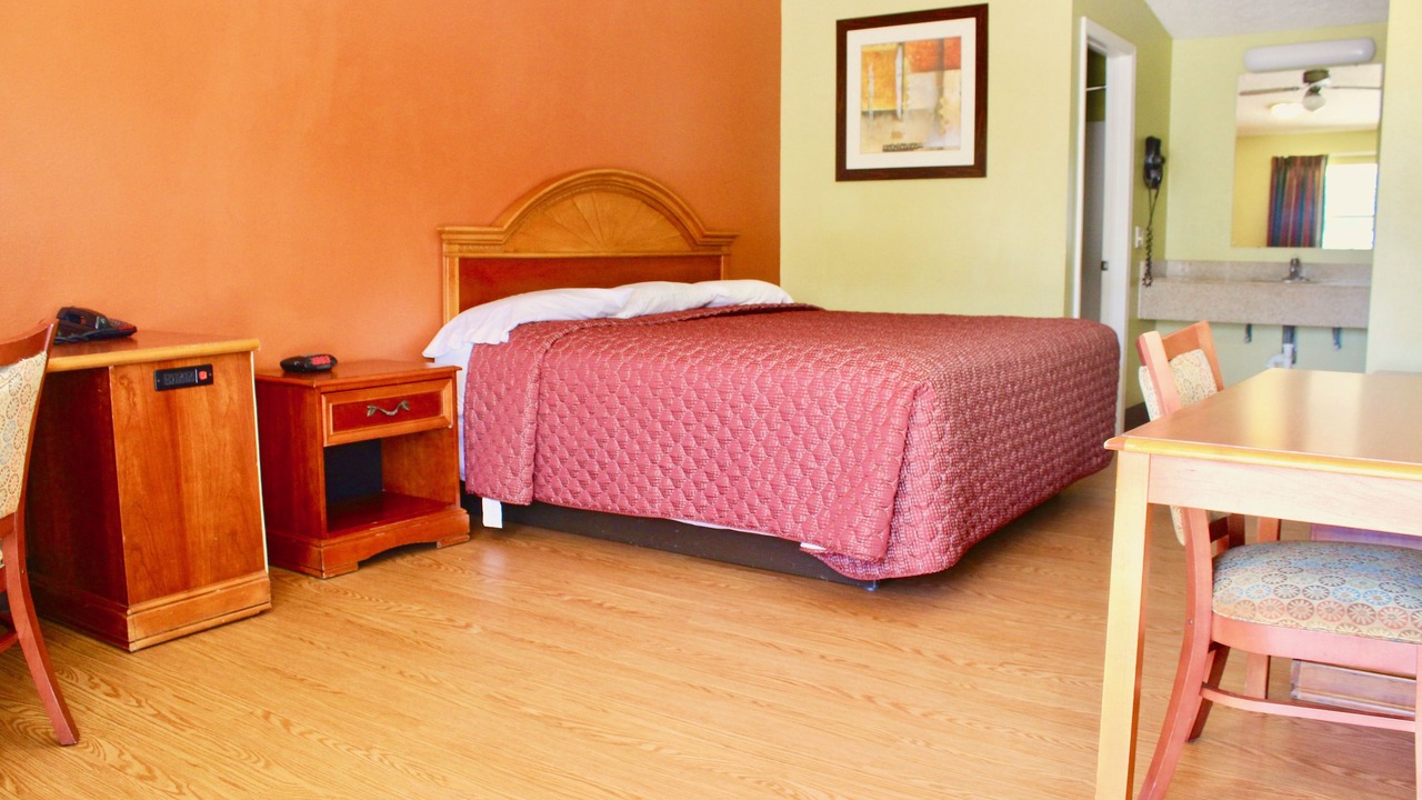 Photo of Bedroom in Bastrop