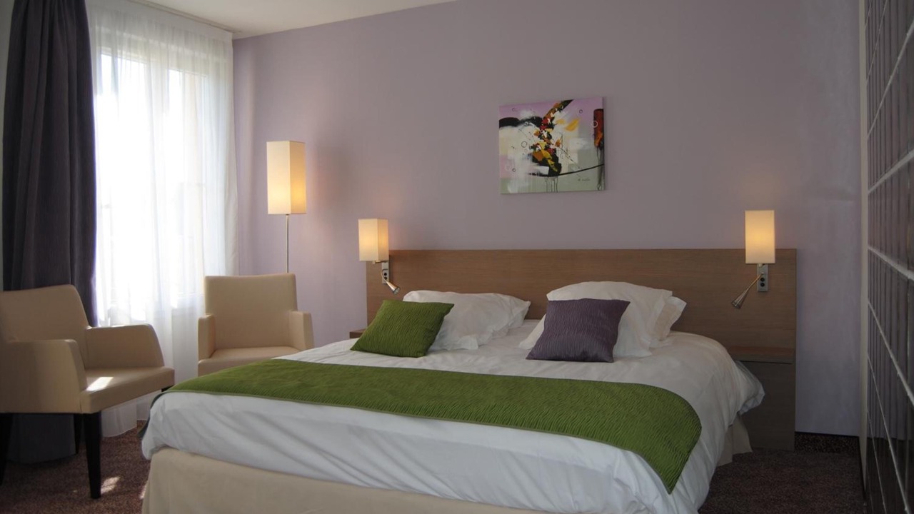 Photo of Bedroom in Chateaudun