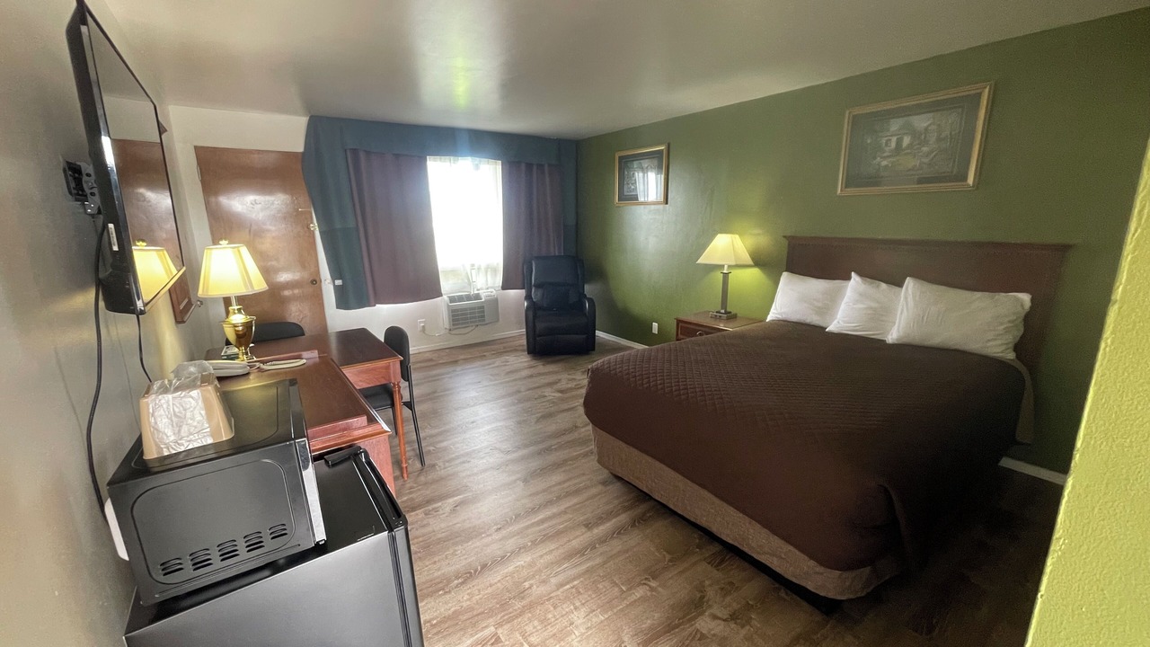 Photo of Bedroom in Moses Lake