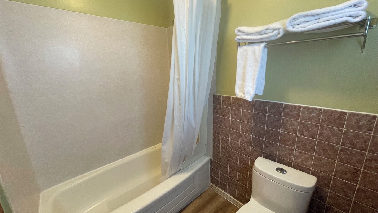 Photo of Bathroom in Moses Lake