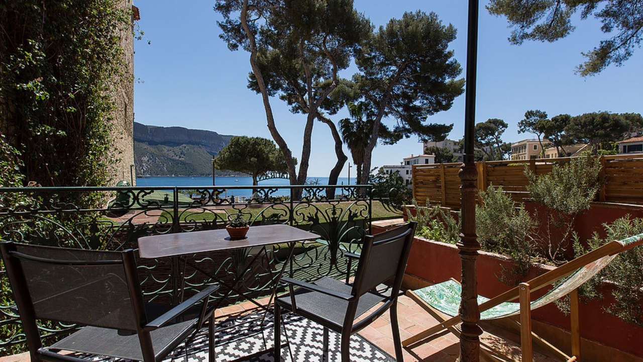 Photo of Bedroom in Cassis