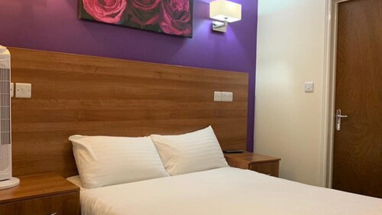 Photo of Bedroom in St. Margarets and North Twickenham