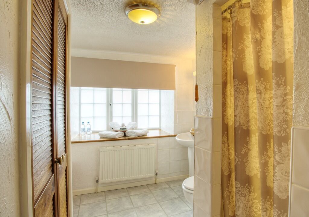Photo of Bathroom in Lifton