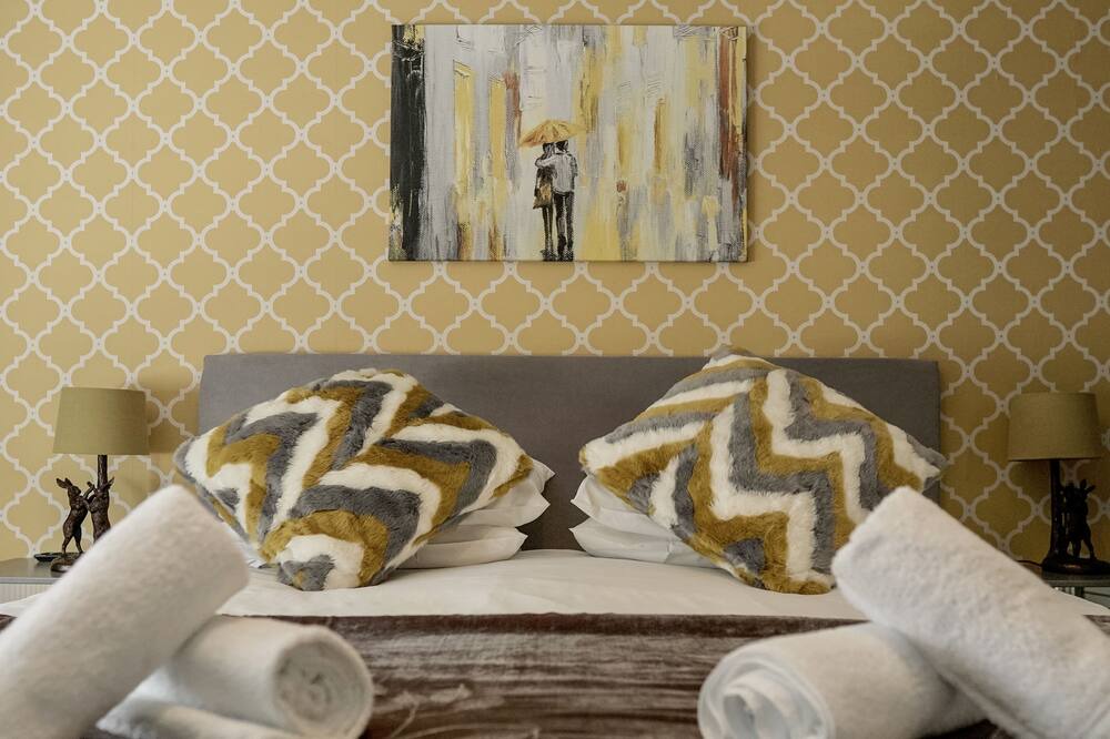 Photo of Bedroom in Pendoggett