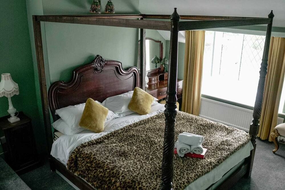 Photo of Bedroom in Pendoggett