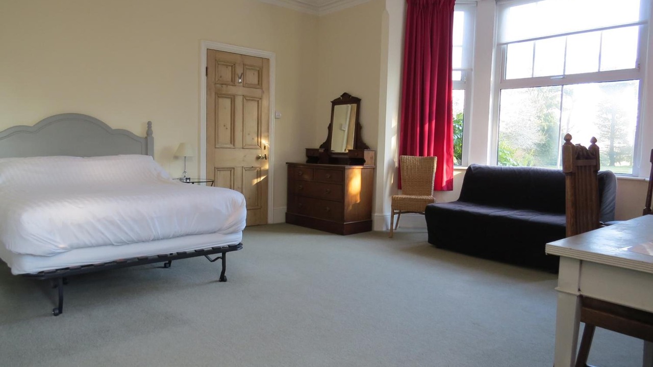 Photo of Others in Yardley Gobion