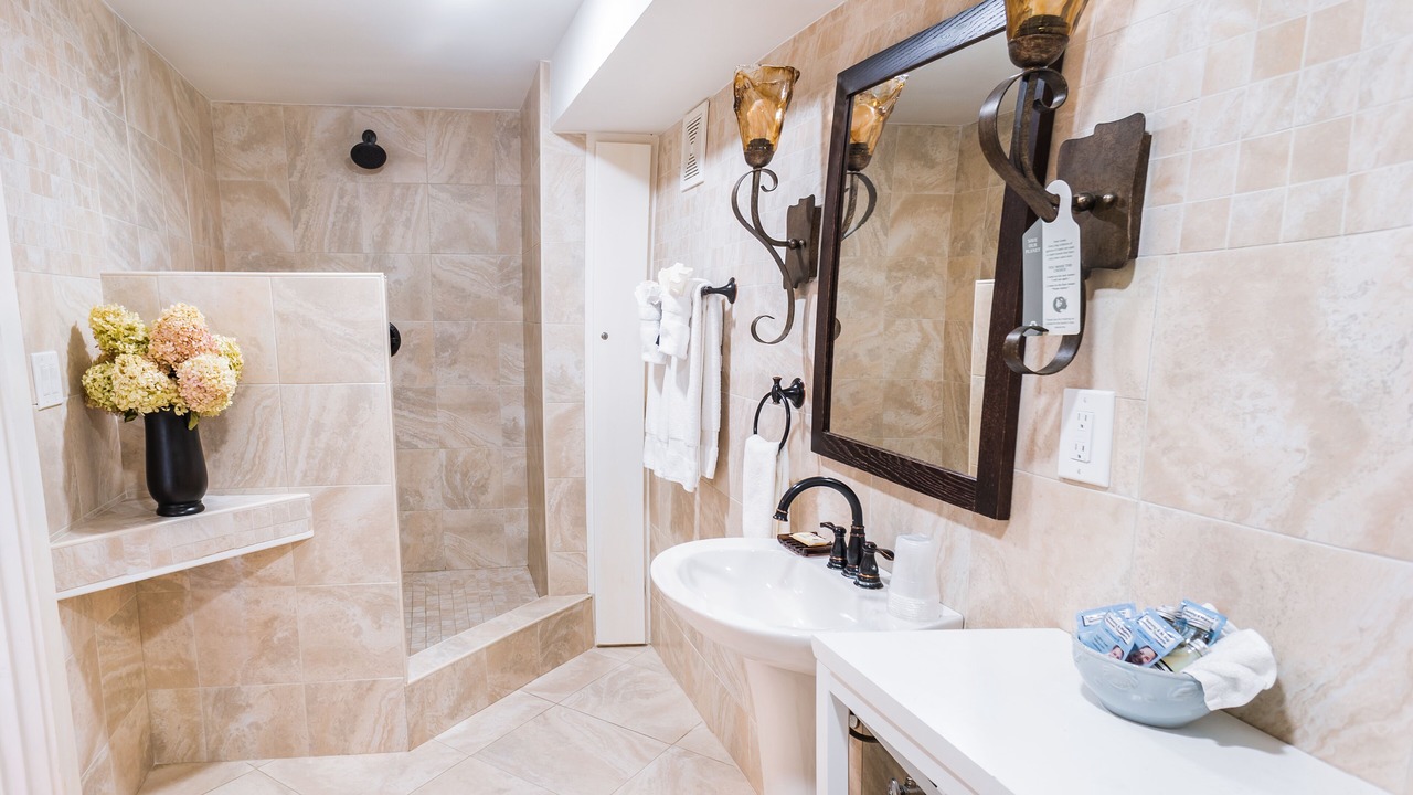 Photo of Bathroom in Ogunquit