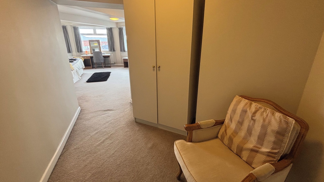 Photo of Others in Parkgate