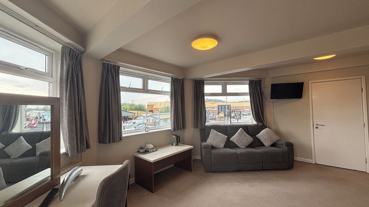 Photo of Others in Parkgate