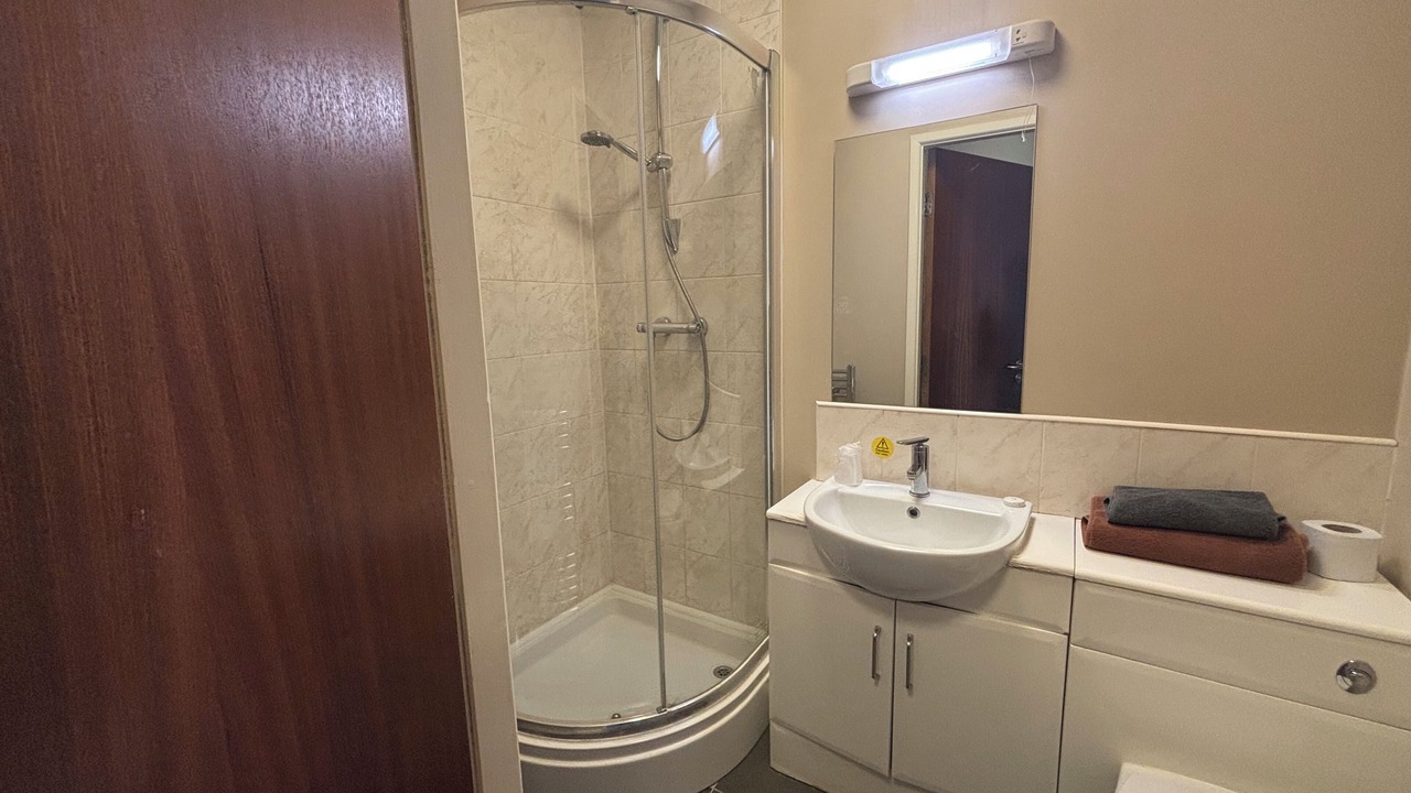 Photo of Bathroom in Parkgate