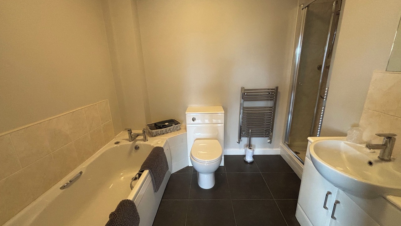 Photo of Bathroom in Parkgate