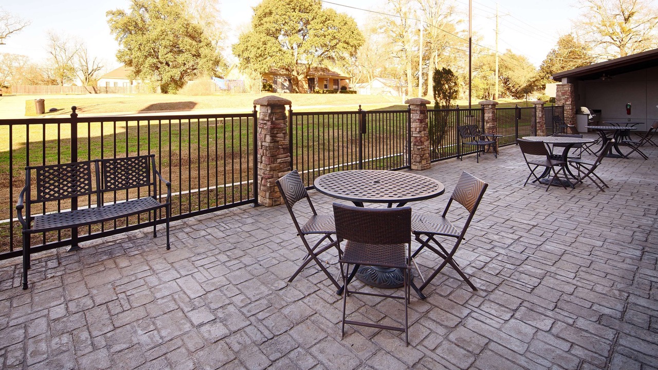 Photo of Outdoor in Mansfield