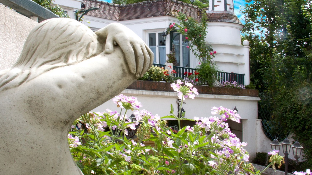 Photo of Patio Balcony in Chenonceaux