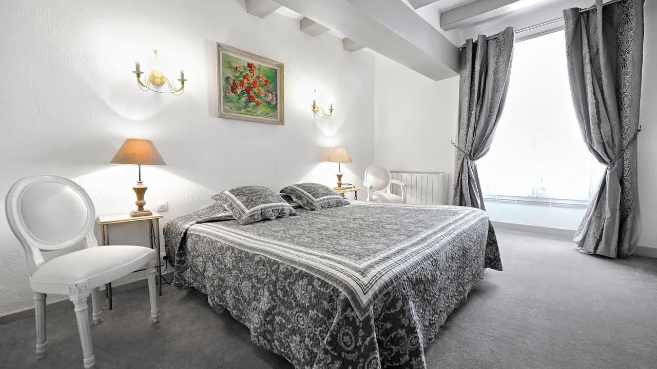 Photo of Bedroom in Chenonceaux