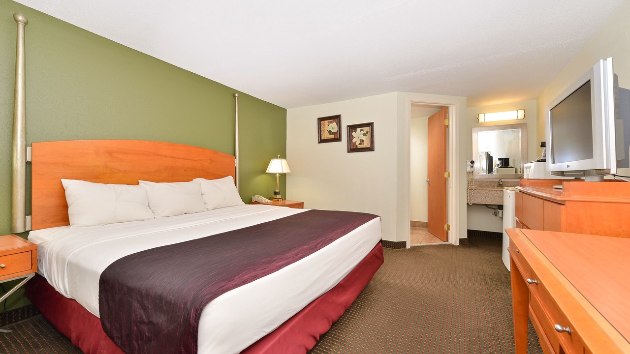 Photo of Bedroom in Charleston