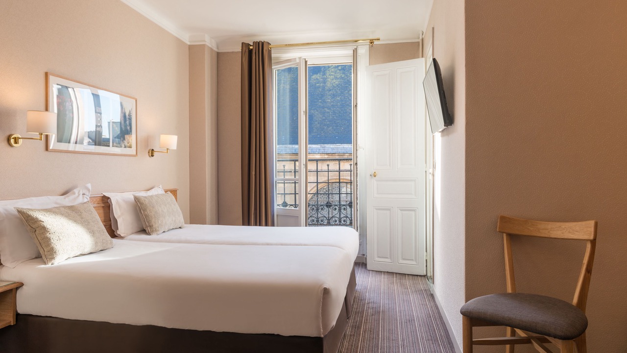 Photo of Bedroom in Arts-et-Metiers