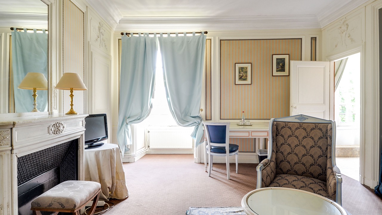 Photo of Bedroom in Ermenonville