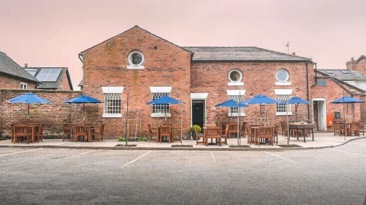 Photo of Patio Balcony in Tarporley