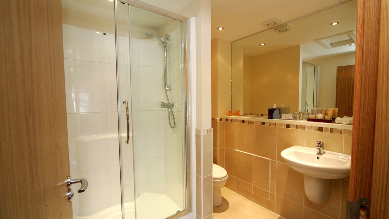 Photo of Bathroom in Girvan