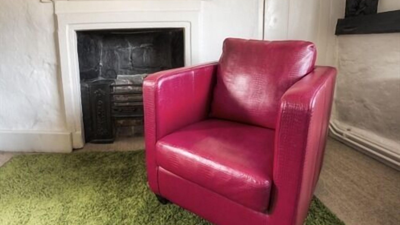 Photo of Livingroom in Rowde