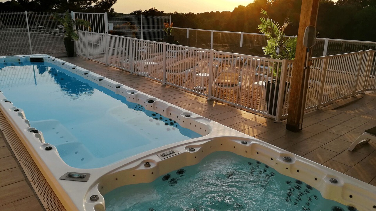 Photo of Others in Douville