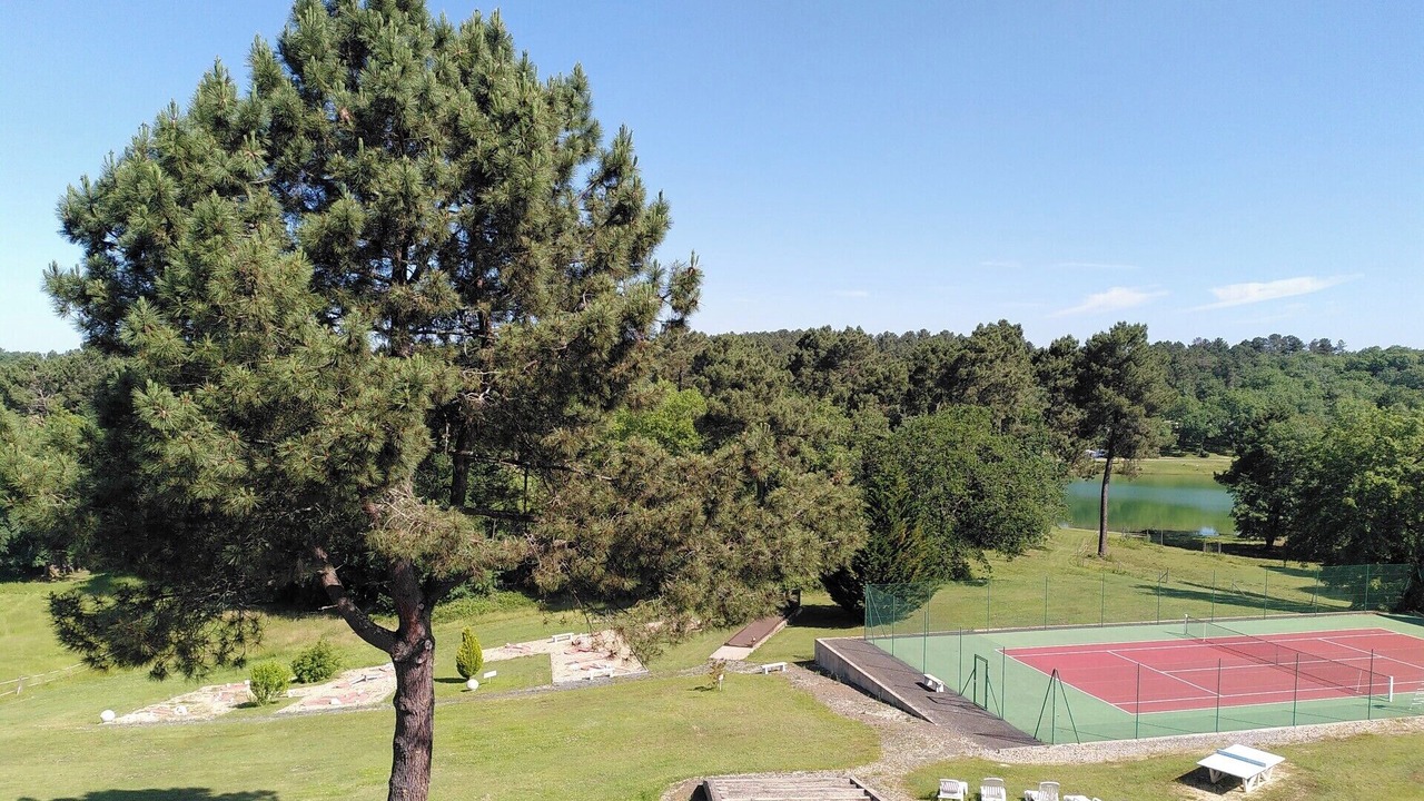 Photo of Outdoor in Douville