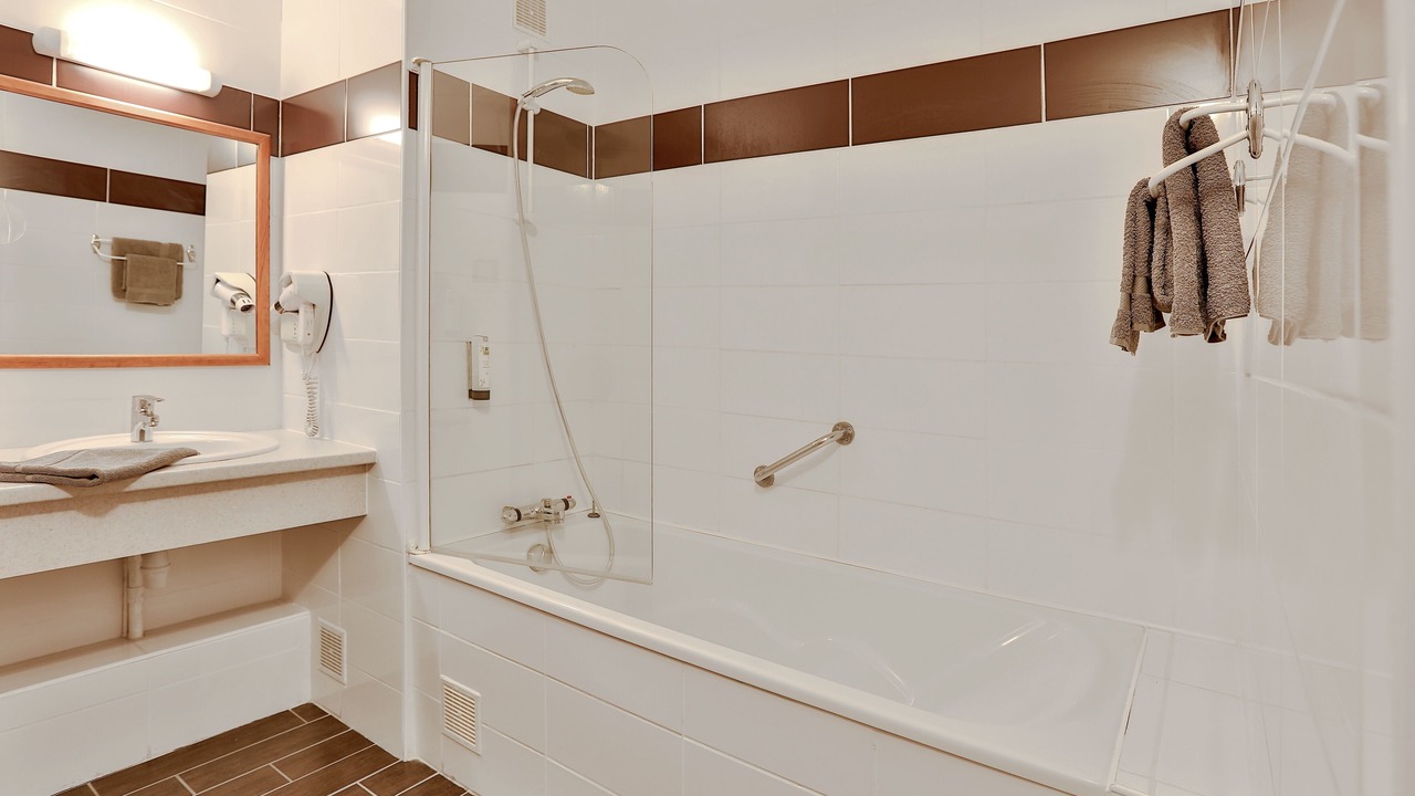 Photo of Bathroom in Douville