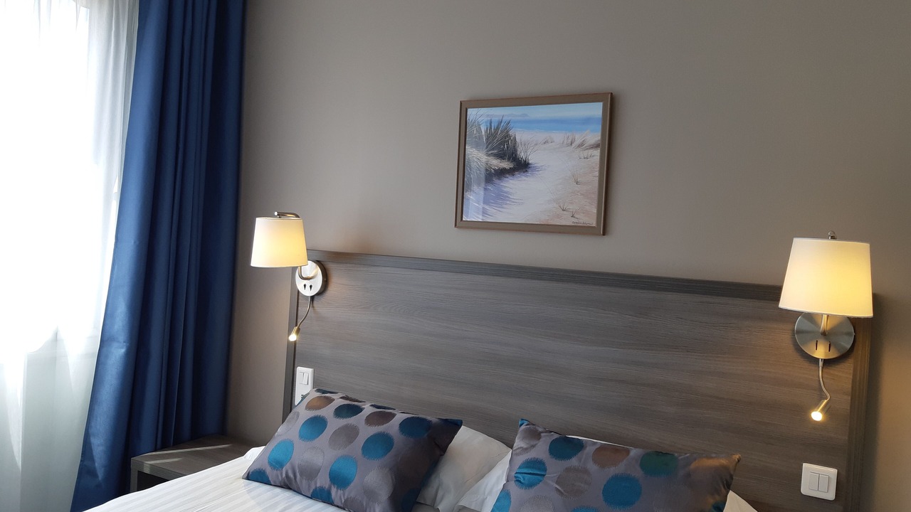 Photo of Bedroom in Saint-Cyr-l'Ecole