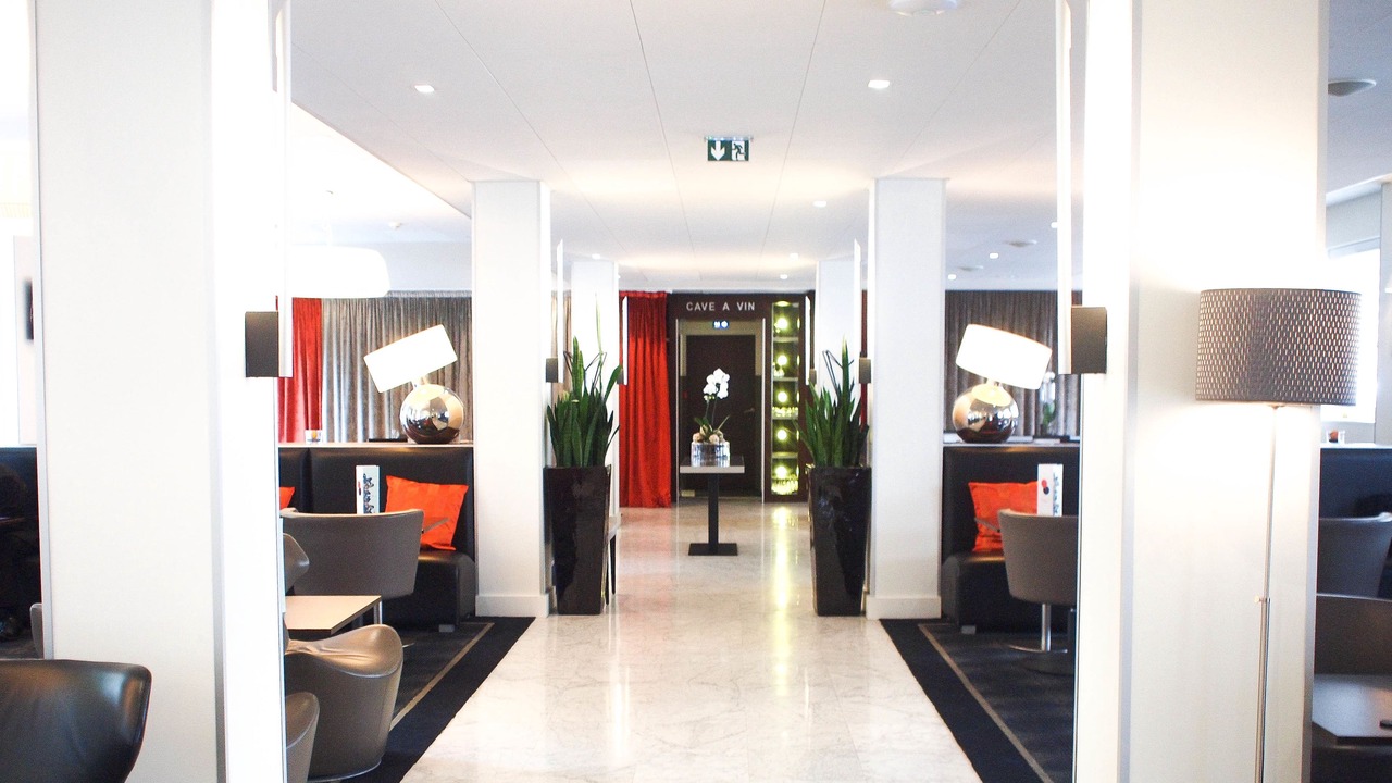 Photo of Others in Colombier - Champ de Mars